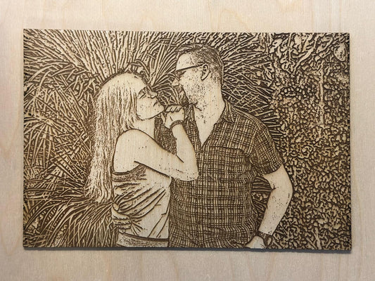 Ihre Erinnerungen in Holz graviert