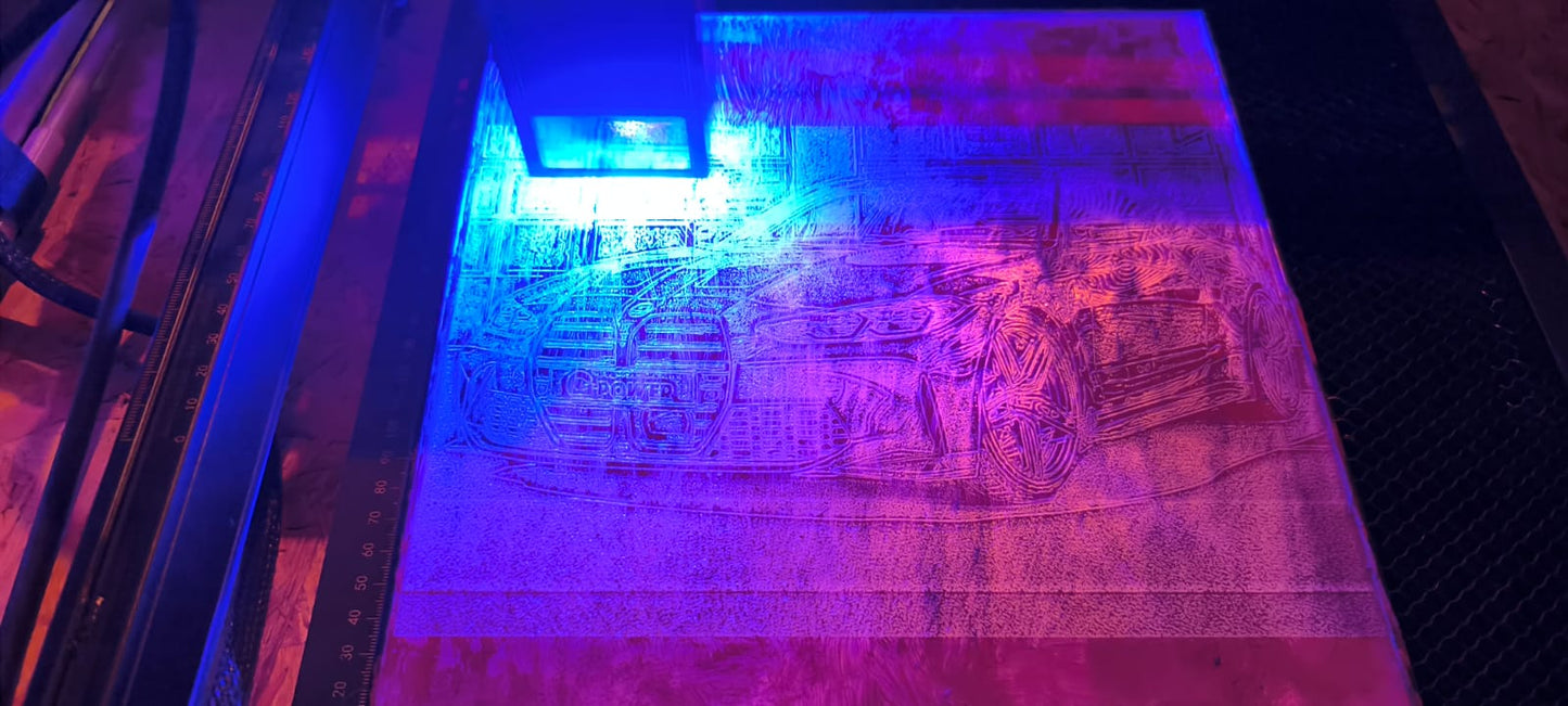 Persönliche Spiegelgravuren